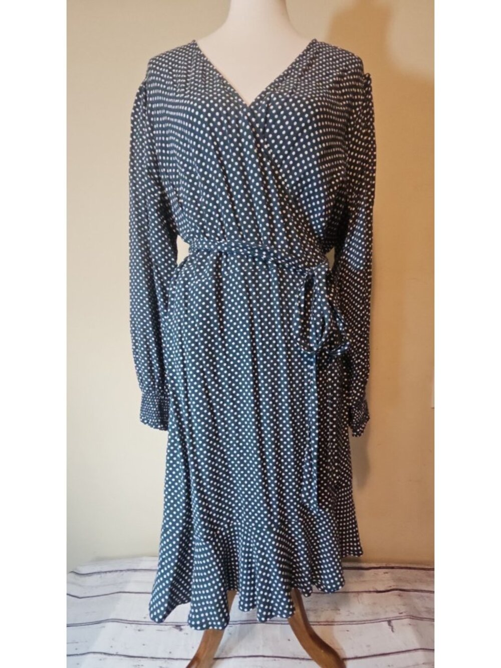 LOFT Plus Size 18 Wrap Dress Green Polka Dots Long Sleeve Midi Office
